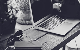 官方：索博斯洛伊对阵阿森纳任意球世界波当选英超8月最佳进球